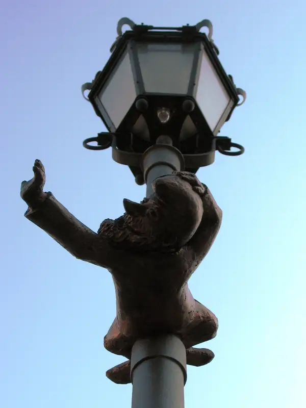 Słupnik Solny bronze dwarf statue on a lamppost at Plac Solny in Wroclaw, one of over 300 krasnale